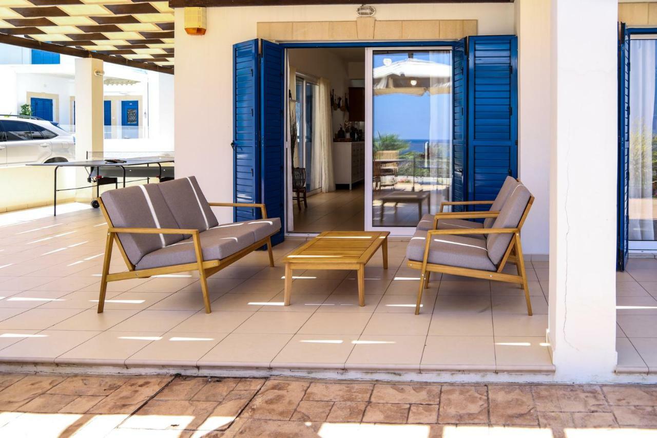 Phaedrus Living: Seaside Luxury Villa Anafi Paralimni Esterno foto