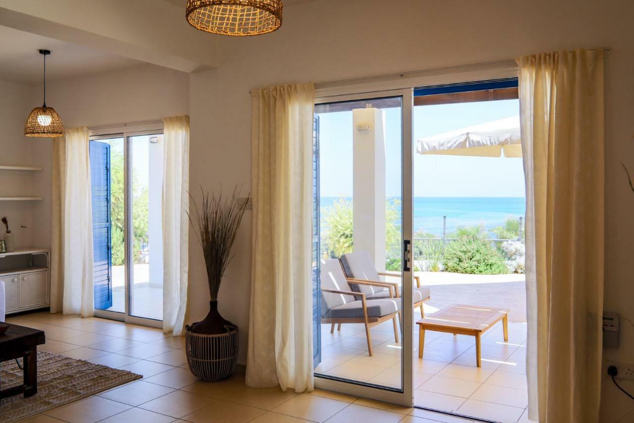 Phaedrus Living: Seaside Luxury Villa Anafi Paralimni Esterno foto