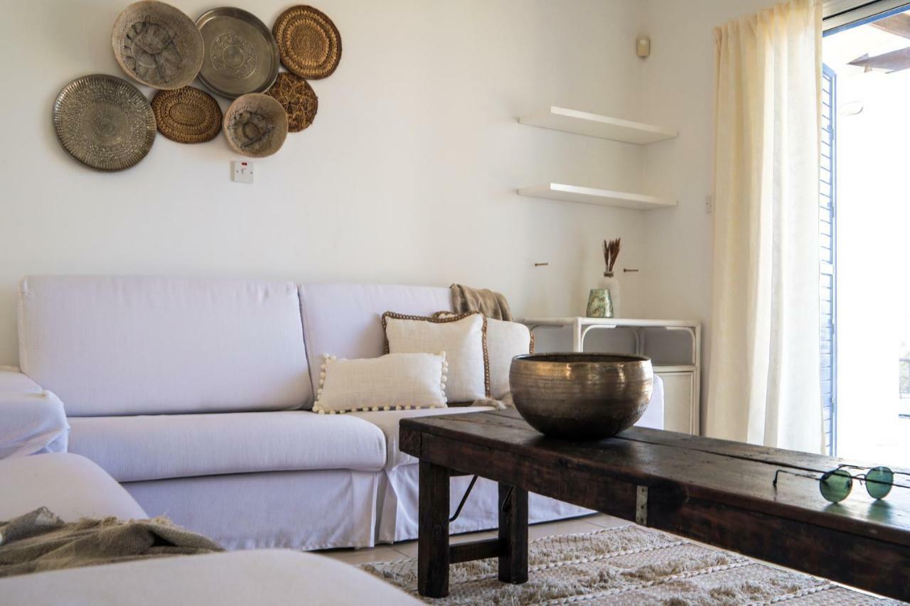 Phaedrus Living: Seaside Luxury Villa Anafi Paralimni Esterno foto