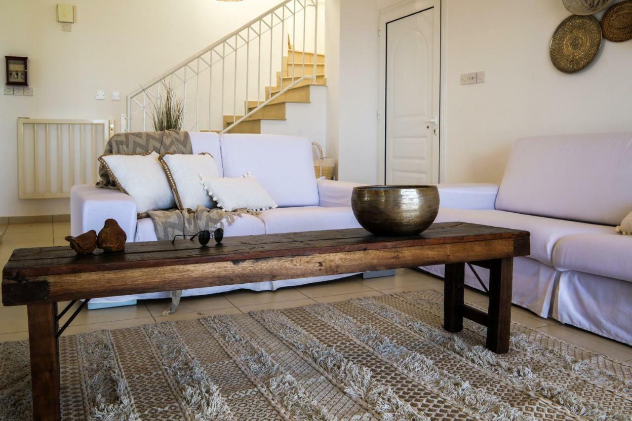 Phaedrus Living: Seaside Luxury Villa Anafi Paralimni Esterno foto
