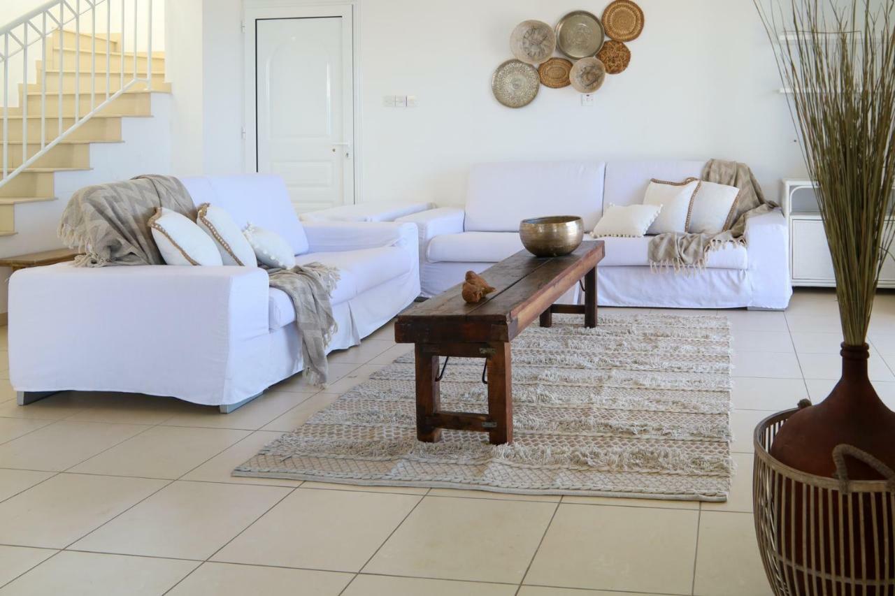 Phaedrus Living: Seaside Luxury Villa Anafi Paralimni Esterno foto
